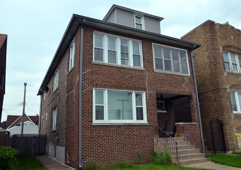 2nd image of 4118 Elm St