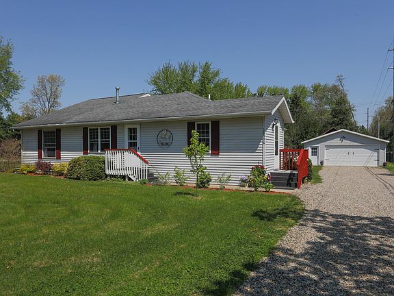 16996 Lovers Lane-101