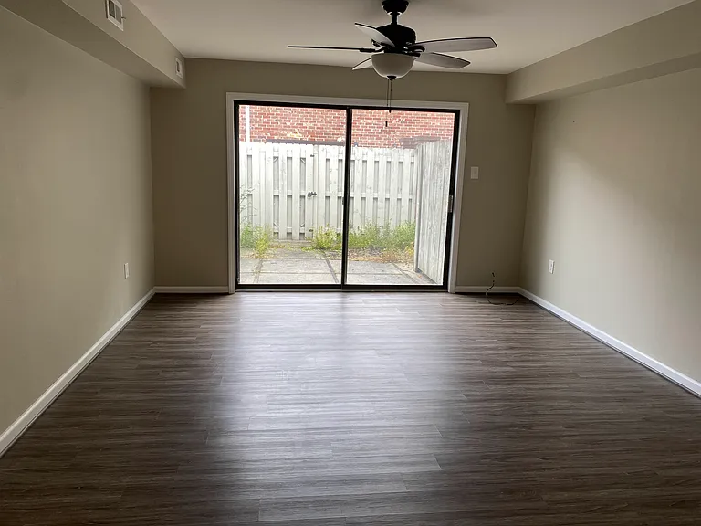 2530 E North St #8-K — Photo 3