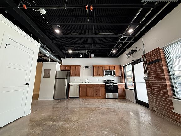 4th image of 511 S 5th St #11569599