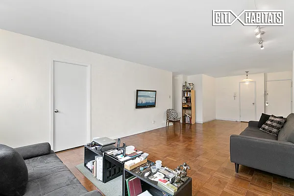 Sold by Citi Habitats | media 18