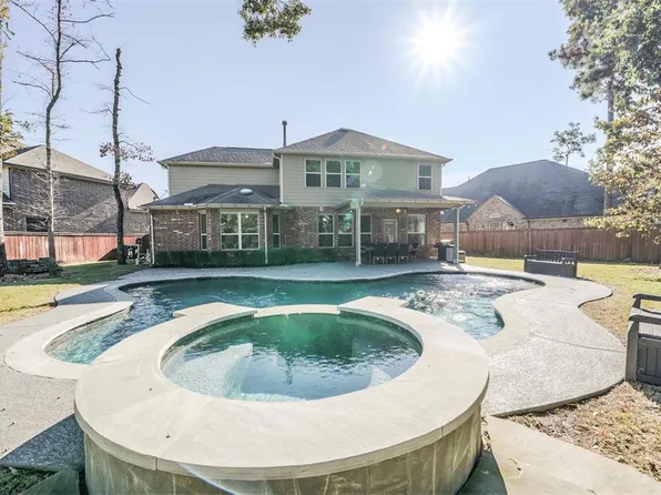 22703 Adrift Row Ln, Porter, TX 77365