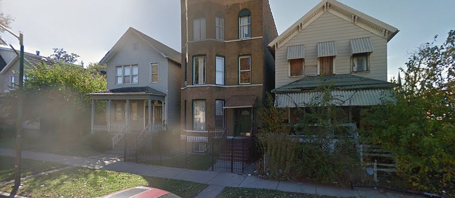 1st image of 5928 S La Salle St APT 2