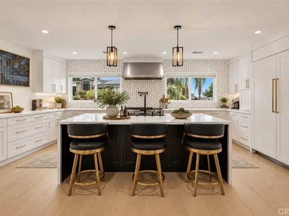 5931 Maury Ave, Woodland Hills, CA 91367