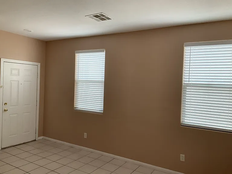 8510 Sonnet Ct — Photo 4