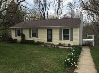 40 Old Coach Rd, Athens, OH 45701