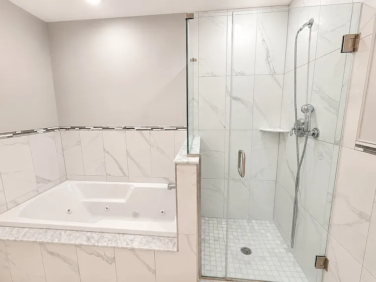 1156 Inwood Ter #B — Photo 10