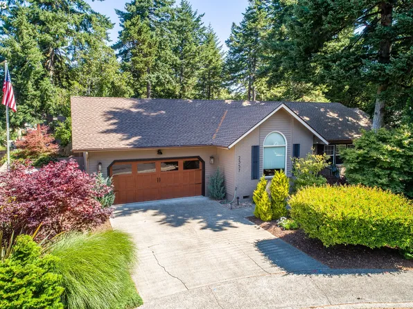 2357 S 22nd Ct, Florence, OR 97439
