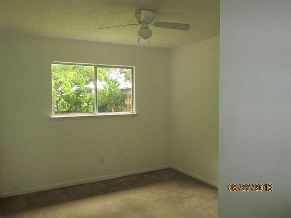 5th image of 9115 Landis Dr