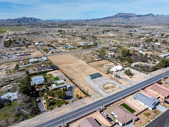 5th image of 1580 N Blagg Rd