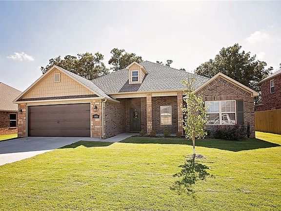 2nd image of 1408 Kelley Dr
