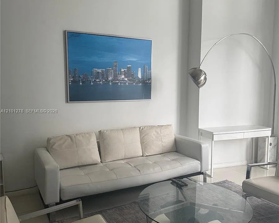 485 Brickell Ave #2806
