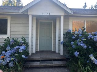 8176 High School Loop NE, Bainbridge Island, WA 98110