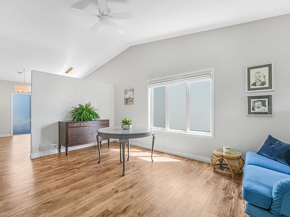 4th image of 22 Landsdowne Dr