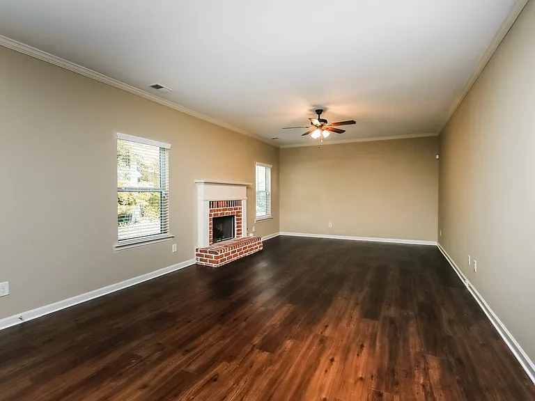 6025 Gladiola Way — Photo 4