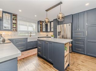 54 Stanley St, Cambridge, ON N1S2A6