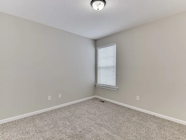 1913 Kenlock Dr — Photo 26