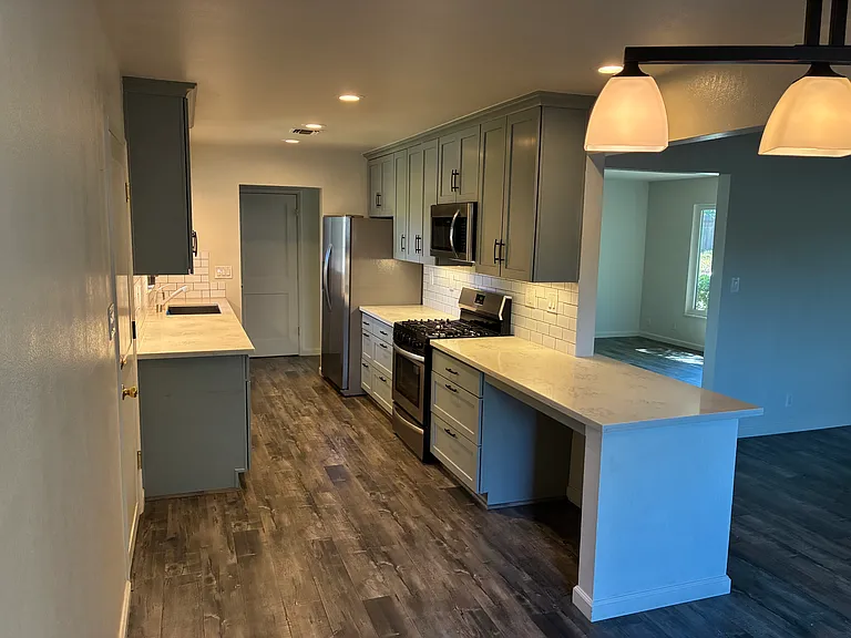 8375 Acorn Dr — Photo 2
