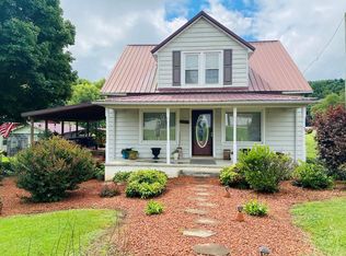 31122 Lee Hwy, Glade Spring, VA 24340