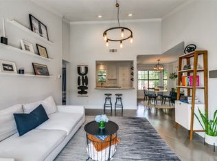 218 N Beacon St APT 105, Dallas, TX 75214