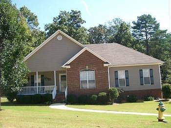 1st image of 3325 Churchill Dr