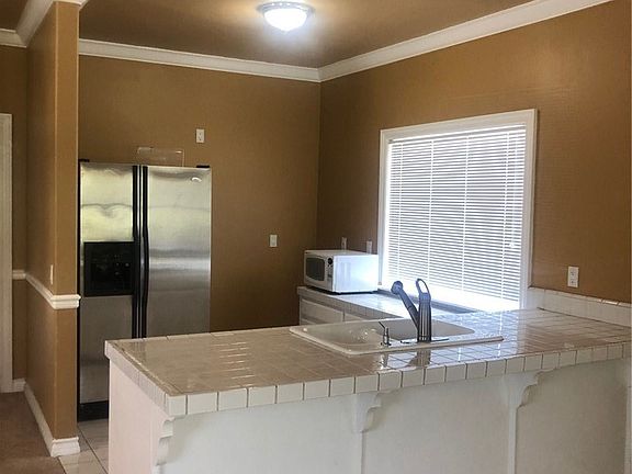 5th image of 1033 Pomello Dr