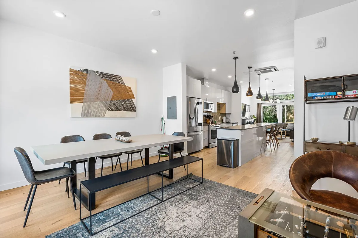 Building Photo - 1701 E Martin Luther King Blvd #105