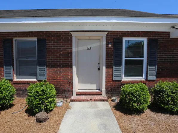 140 Lanier Dr, Statesboro, GA