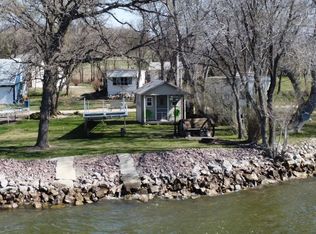 33798 Shady Oak Dr, Clinton, MN 56225