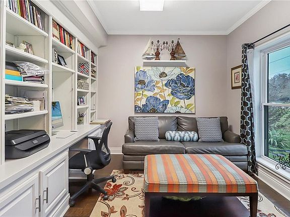 4th image of 1016 Lakeridge Ln