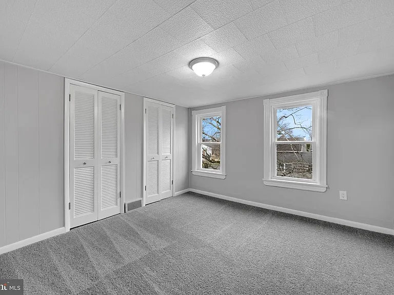 19 McClellan Ave — Photo 22