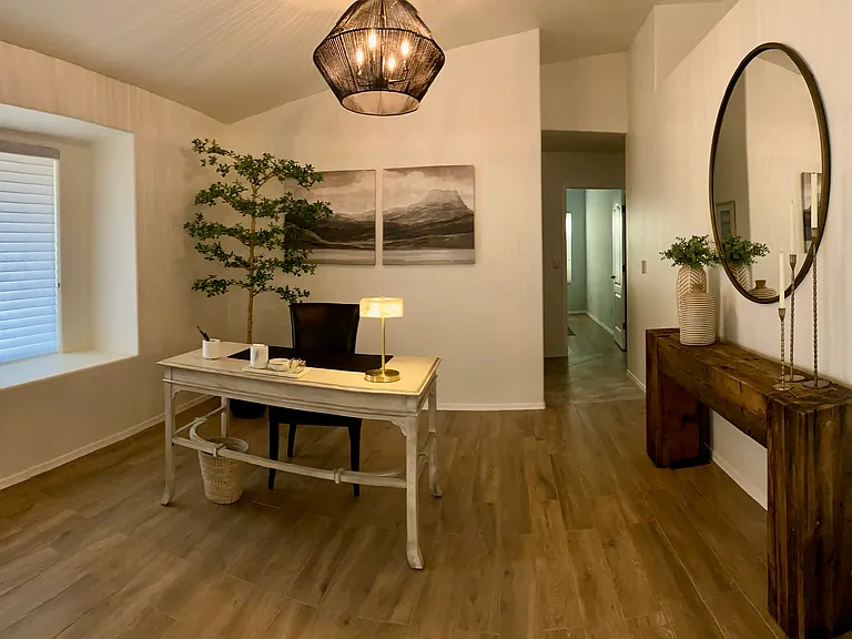 2460 W Catalpa Rd — Photo 13