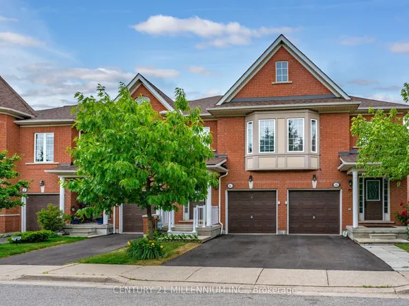 6399 Spinnaker Cir #6, Mississauga, ON L5W 1Z5
