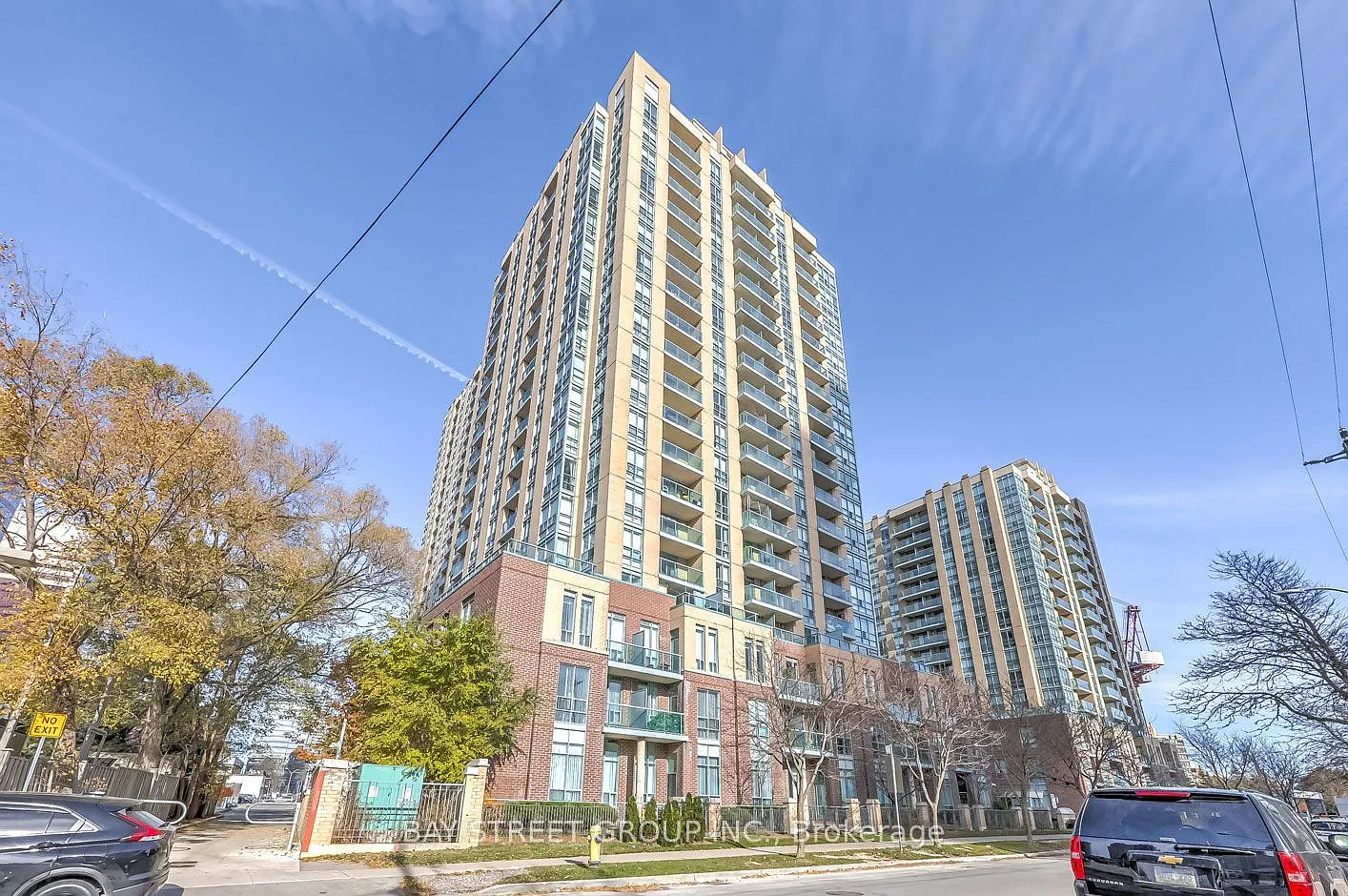 2 bed, $2,400 — Photo 2