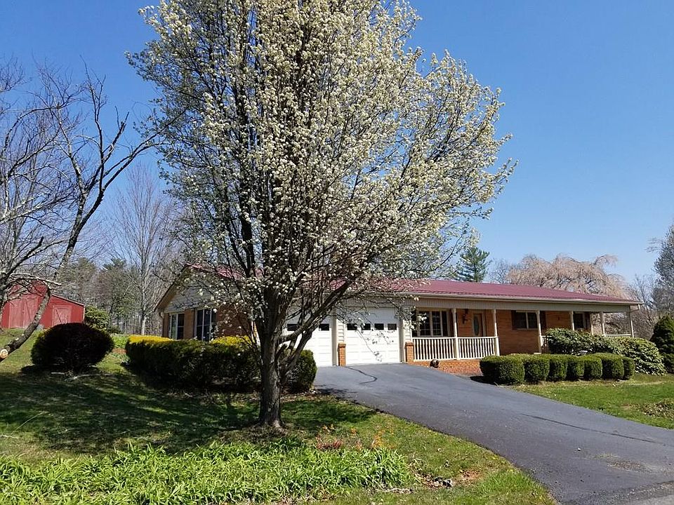 1st image of 395 Shady Sq