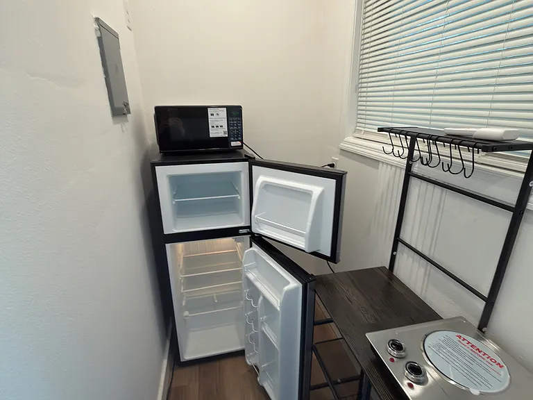 936 Pinedale Ave — Photo 20