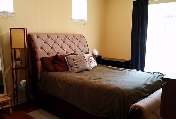 5th image of 808 W University Ln Unit 1B