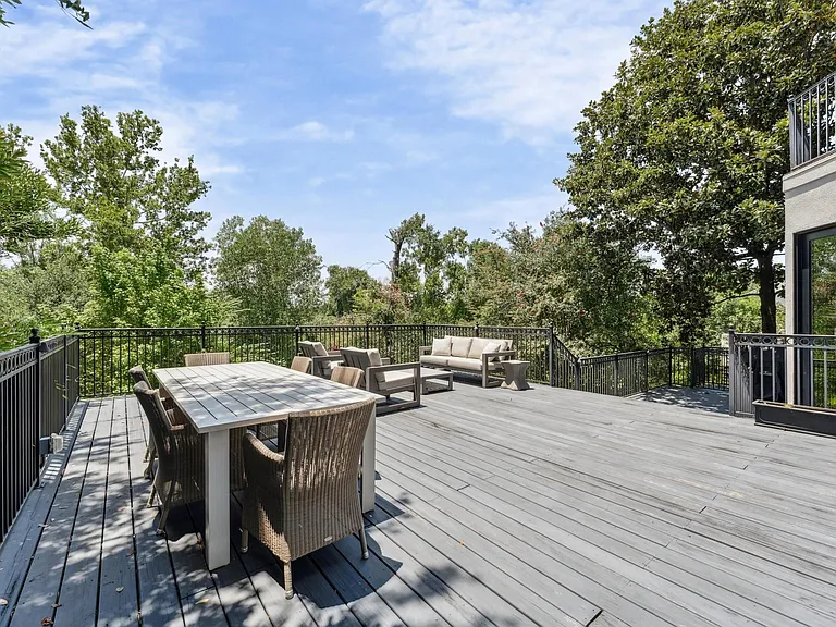 7 Marilane St — Photo 36