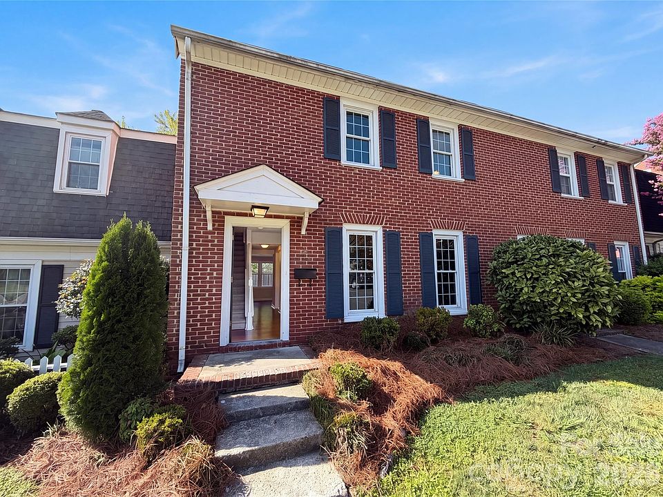 1st image of 8042 Regent Park Ln