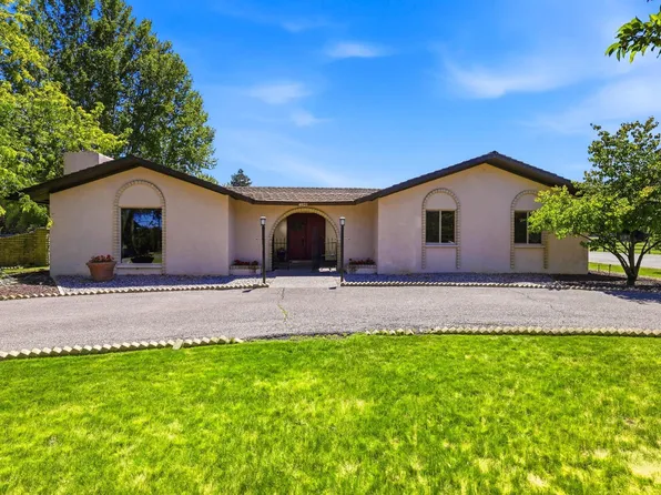 4821 W 12th Ave, Kennewick, WA 99338