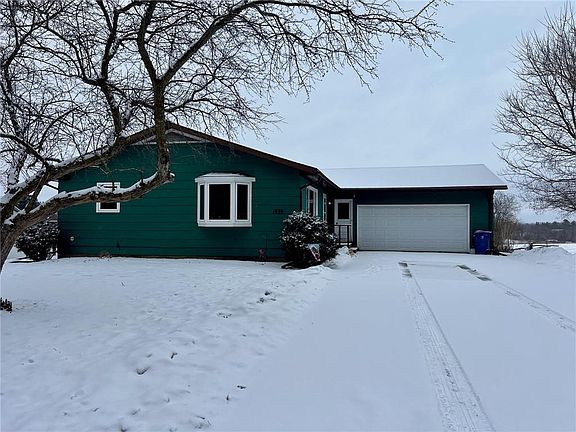 2nd image of 1439 East Maple Avenue