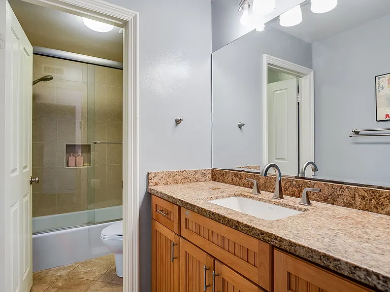 34032 Bedford Ln — Photo 10