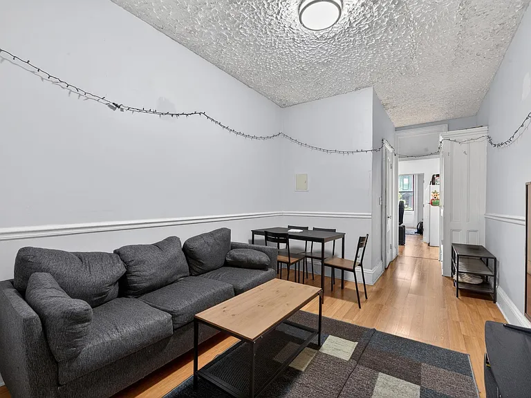 1109 Washington St #6 — Photo 14