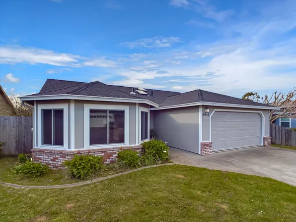 2910 Little Pond St, McKinleyville, CA 95519