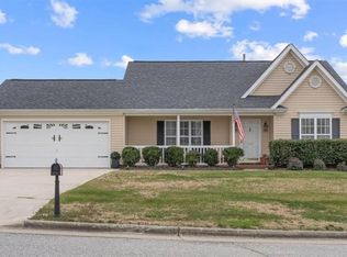 1027 Tesh Ct, High Point, NC 27265