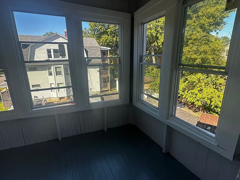 22 Park Rd — Photo 5