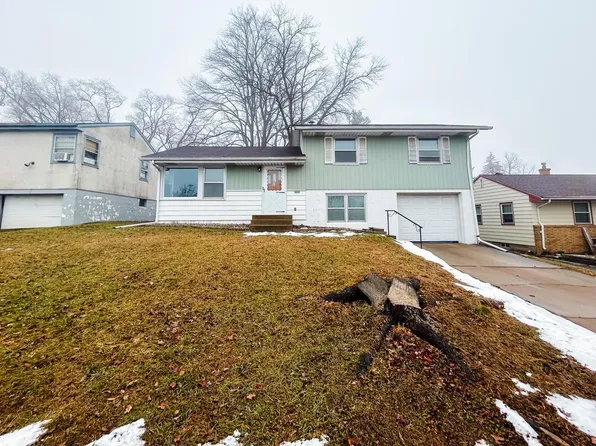1504 Fremont Ave, Saint Paul, MN 55106