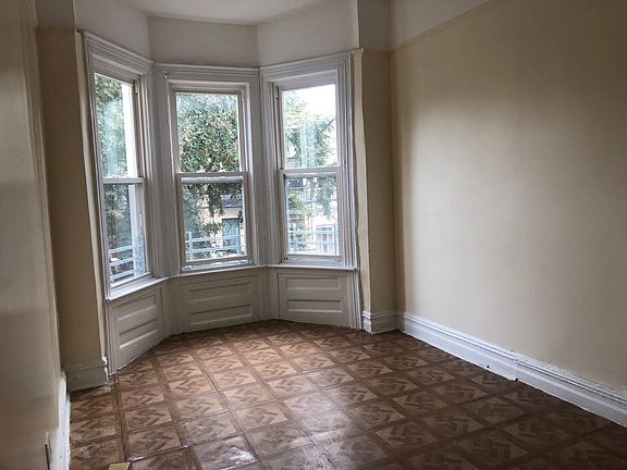 5th image of 1220 College Ave