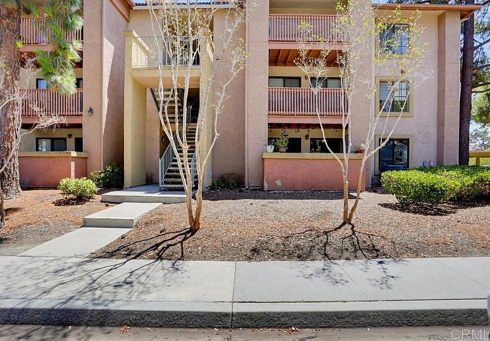 1st image of 12039 Alta Carmel Ct Unit 150
