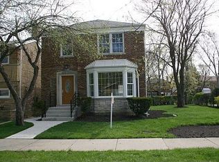6027 N Kimball Ave, Chicago, IL 60659